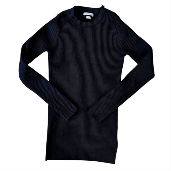 Aritzia Black Crew Neck Sweater - Picture 2 of 7